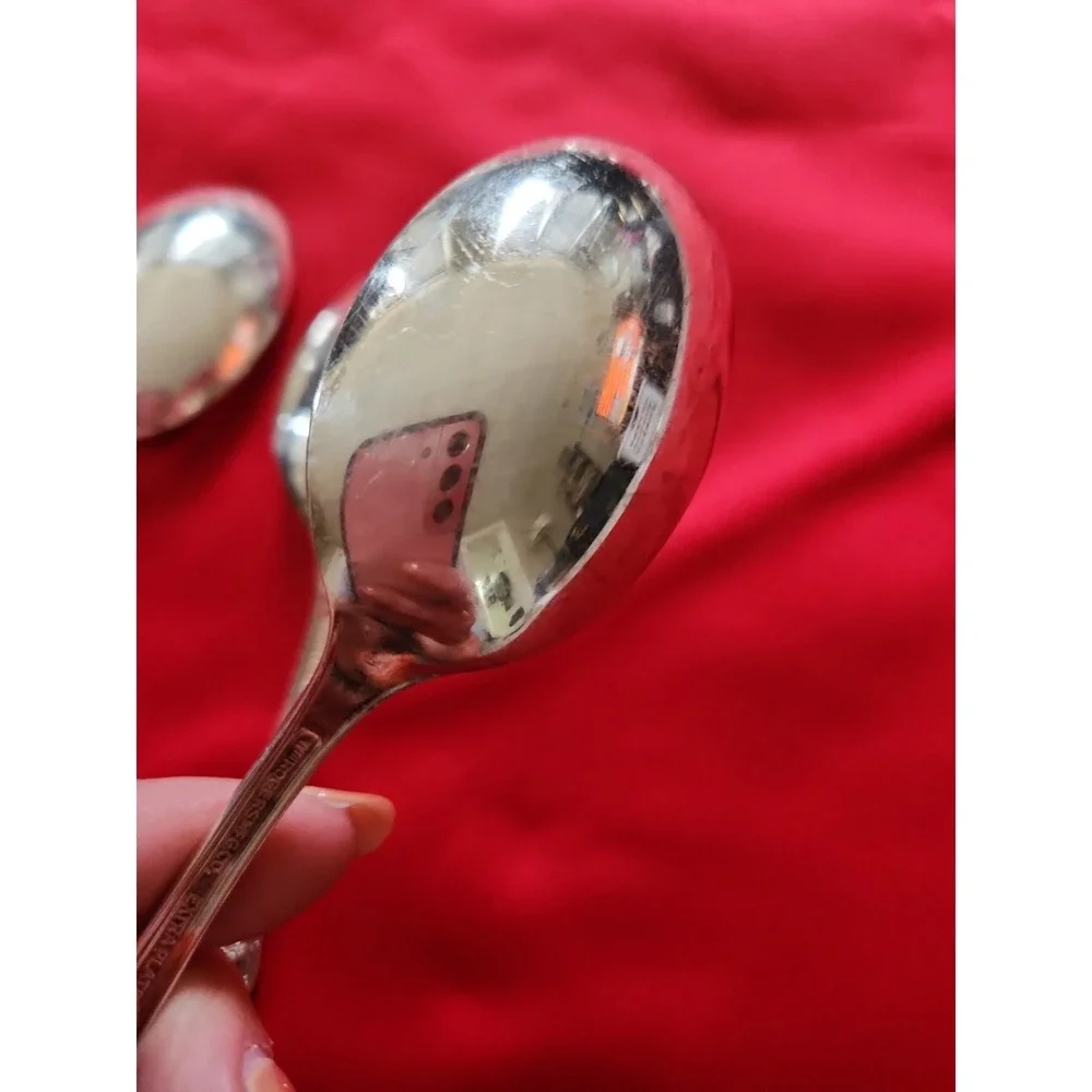 Wm Rogers Grand Elegance International Silver 1959 Soup Spoons Flatware Lot of 4